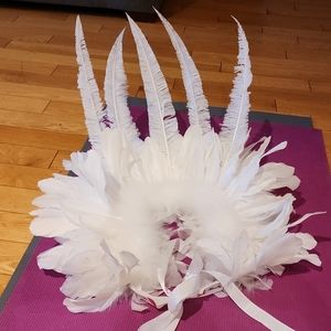 Carnival Feather Collar 🪶